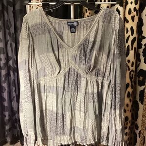 NWOT Venezia Adorable Patchwork V-Neck Peasant Blouse - Cute!